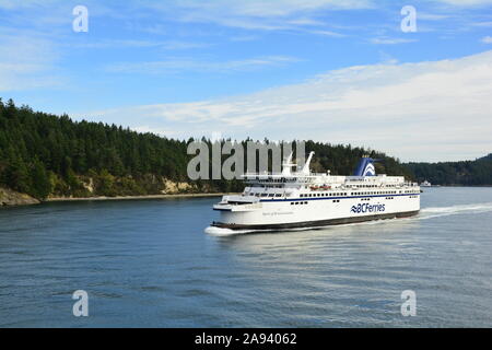 Navires de BC Ferries l'esprit de la Colombie-Britannique comme il navigue sa façon de Vancouver, de Victoria. Banque D'Images