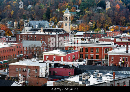 Paysage urbain d'automne du centre-ville de Montpellier, Vermont, USA. Banque D'Images
