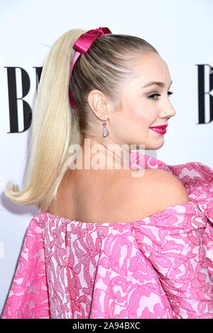Nashville, Tennessee, USA. 12 Nov, 2019. 12 novembre 2019 - Nashville, Tennessee - RaeLynn. 2019 BMI Country Awards tenue au Siège de l'IMC Music Row. Crédit photo : Laura Farr/AdMedia /MediaPunch MediaPunch Crédit : Inc/Alamy Live News Banque D'Images