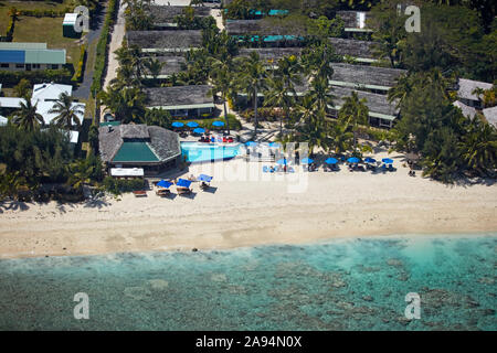 Sur la plage de Bar et Restaurant, Manuia Beach Resort, Rarotonga, îles Cook, Pacifique Sud - vue aérienne Banque D'Images