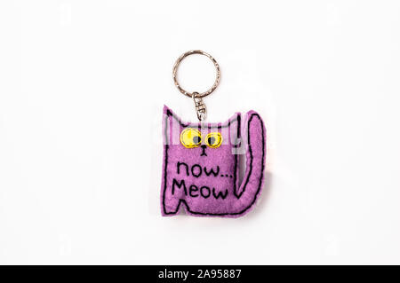 Trousseau estimé en forme chaton. Bijoux faits main. Banque D'Images