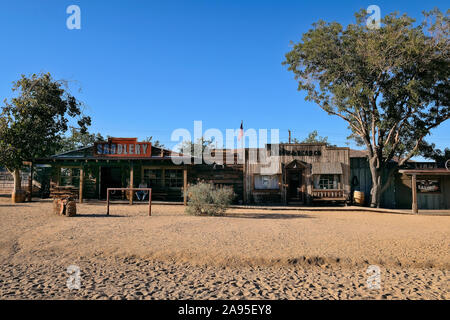 Dans GebŠude gemeindefreien der Alte Siedlung Pioneertown, nšrdlich Filmkulisse von Yucca Valley, fŸr viele Western Movies, Kalifornien, USA Banque D'Images