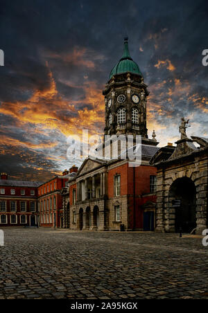 Soirée fantastique de la Bedford tour dans le hall de l'château de Dublin. Populaires d'intérêt de la capitale de l'Irlande Banque D'Images