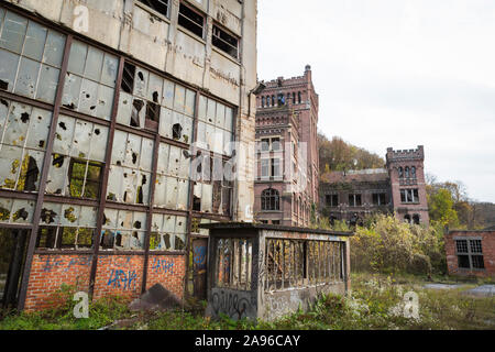 Mine de charbon fermées et abandonnées Hasard de Cheratte, Cheratte, Belgique Banque D'Images