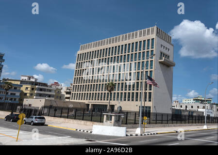 Ambassade américaine à Bajada de los Estados Unidos de América dans le quartier de Vedado à la Havane, Cuba Banque D'Images