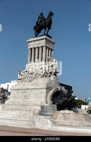 Monument équestre du général Maximo Gomez d'origine espagnole, héros de la guerre de dix ans (1868-1878) contre l'Espagne pour l'indépendance cubaine. Banque D'Images