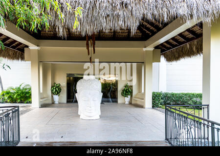 Punta Cana, République dominicaine - le 26 octobre 2019 : Statue spirituelle d'un Spa situé à Punta Cana, République dominicaine. Banque D'Images