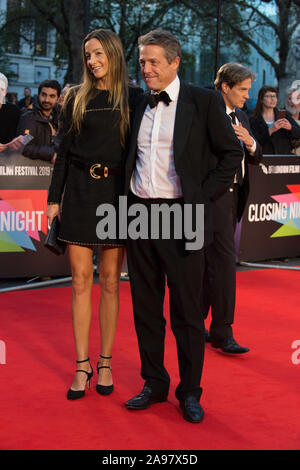 Vu arrivant pour l'Irlandais, présenté en première mondiale au Festival du Film de Londres gala soirée de clôture, Odeon Leicester Square, Londres. 13.10.19 Avec : Hugh Grant Où : London, Royaume-Uni Quand : 13 Oct 2019 Source : WENN.com Banque D'Images