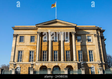 Londres, Royaume-Uni - 26 Février 2019 : une vue de l'extérieur de la Géorgie d'Apsley House - la maison du premier Duc de Wellington, situé sur Hyde Park Corner Banque D'Images