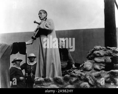 MARIA FALCONETTI DANS LA PASSION DE JEANNE D'ARC / LA PASSION DE JEANNE D'ARC 1928 réalisateur Carl Theodor Dreyer Film muet classique Societe Generale des filmes / Gaumont Banque D'Images