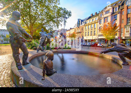 "Kreislauf des Geldes' Circulation de l'argent fontaine dans Aix-la-Chapelle, Allemagne Banque D'Images