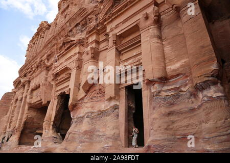 Palace tombe (Qabr Al Qasr), des tombes royales, vue du Trésor Trail, Petra, Wadi Musa, le Gouvernorat de Ma'an, Jordanie, Moyen-Orient Banque D'Images