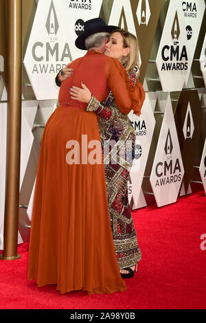 14 novembre 2035, Nashville, TN, USA : 13 novembre 2019 - Nashville, Tennessee - P!nk, Pink, Sheryl Crow. 53e Annual CMA Awards, la plus grande soirée de musique country, qui s'est tenue au Music City Center. Crédit photo : Laura Farr/AdMedia Banque D'Images