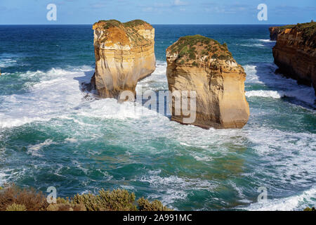 L'île bien connue à Archway Loch Ard Gorge sur la Great Ocean Road, l'Australie Banque D'Images