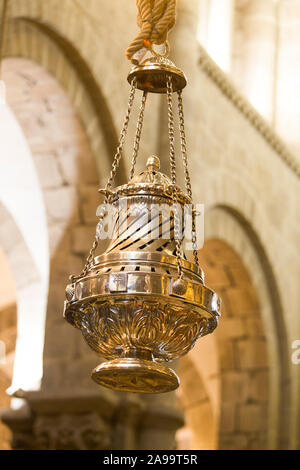 Grand encensoir Botafumeiro dans la Cathédrale de Santiago de Compostela Banque D'Images