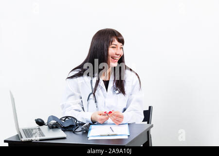 Portrait médecin heureux Banque D'Images