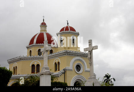 Cuba, La Havane, 11,15,2018, tombes et monuments commémoratifs en nécropole Cristobal Colon Amériques latines plus grand cimetière Banque D'Images