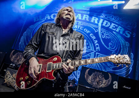 Londres, Angleterre : Black Star Riders effectuer à l'O2 Shepherds Bush Empire comprend : Scott Gorham Où : London, Royaume-Uni Quand : 12 Oct 2019 Crédit : Neil Lupin/WENN Banque D'Images