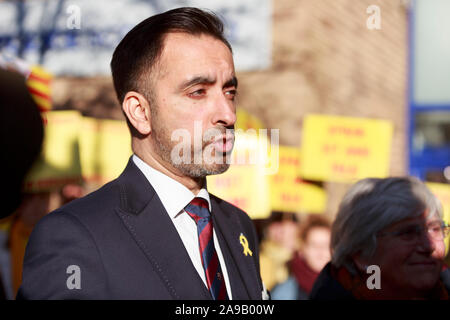 Edinburgh, Royaume-Uni. 14Th Nov 2019. L'économiste espagnol Clara Ponsati arrive à St Leonards de Police le 14 novembre 2019 à Édimbourg, en Écosse. Credit : Pako Mera/Alamy Live News Banque D'Images