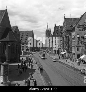 Vue de l'église Saint-Laurent protestante à Nuremberg, Allemagne 1950. Banque D'Images