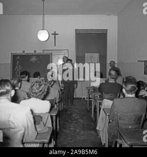 Dans une classe de biologie de l'école à la Bavière, Allemagne 1958 Banque D'Images