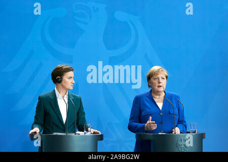 18.09.2019, Berlin, Berlin, Allemagne - La Chancelière allemande Angela Merkel et Ana Brnabic, Premier Ministre de la République de Serbie lors de la conférence de presse conjointe Banque D'Images