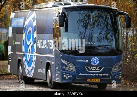 Duisburg, Allemagne. 14Th Nov, 2019. firo : Football, 14.11.2019 3. Liga, la saison 2019/2020 MSV Duisburg - De Graafschap Doetinchem, tester le bus de l'équipe de De Graafschap. Utilisation dans le monde entier | Credit : dpa/Alamy Live News Banque D'Images