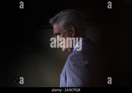 Novembre 14, 2019, Washington, District of Columbia, États-Unis : United States House Leader minoritaire Kevin McCarthy (républicain de Californie) prend la parole lors d'une conférence de presse sur la colline du Capitole à Washington, D.C., États-Unis, le Jeudi, Novembre 14, 2019. (Crédit Image : © Stefani Reynolds/CNP via Zuma sur le fil) Banque D'Images