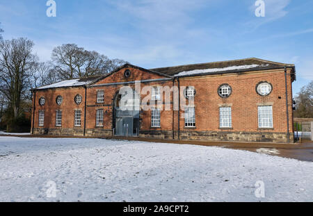 Astley Hall stable block,restaurée et convertie pour utilisation par la communauté, tourné dans la neige Banque D'Images