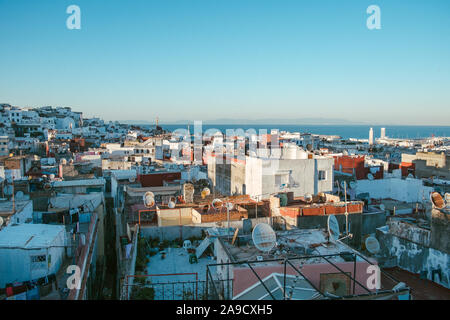 Vue sur la vieille ville et Medina de Tanger, Maroc Banque D'Images