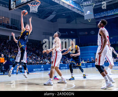 # 11 Jonas Jerebko de Khimki Moscow vu en action contre AX Armani Exchange Milan pendant la série 8 correspond à la Turkish Airlines Euroleague.(score final ; Khimki Moscow a gagné 87:79 AX Armani Exchange Milan) Banque D'Images