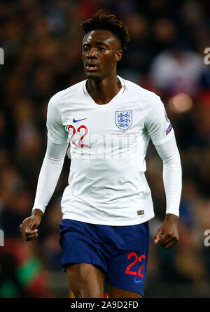 Londres, Royaume-Uni. 14Th Nov, 2019. Londres, Angleterre. 14 novembre : Tammy Abraham de l'Angleterre pendant l'UEFA Euro 2020 entre l'Angleterre et le Monténégro qualificatif au stade de Wembley à Londres, Angleterre le 14 novembre 2019 : Crédit photo Action Sport/Alamy Live News Banque D'Images