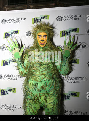 Manchester, UK. 14 novembre, 2019. Les lumières de Noël sur l'interrupteur a lieu avec le "grincheux" un divertissement, les jardins de la cathédrale, de Deansgate, Manchester, Lancashire, Royaume-Uni. Crédit : Barbara Cook/Alamy Live News Banque D'Images