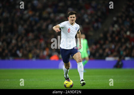 Harry Maguire (E) le match entre l'Angleterre et le Monténégro est la 1000e senior men's international match et c'est l'Angleterre v Monténégro UEFA Qualificatif de l'euro au stade de Wembley, Londres, le 14 novembre 2019. **Utilisation éditoriale uniquement, licence requise pour un usage commercial. Aucune utilisation de pari, de jeux ou d'un seul club/ligue/dvd publications** Banque D'Images