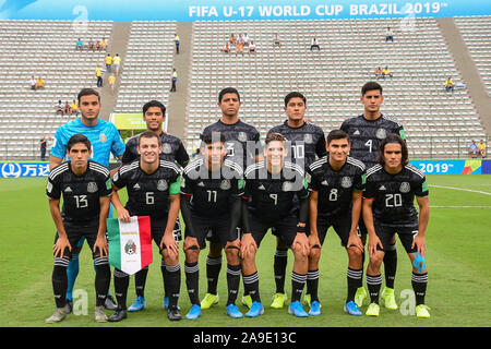 14 novembre 2019 ; Bezerrao Stadium, Brasilia, District fédéral, au Brésil ; Coupe du Monde U-17 DE LA FIFA, brésil 2019, le Mexique par rapport aux Pays-Bas ; les joueurs du Mexique pose pour photo officielle Banque D'Images