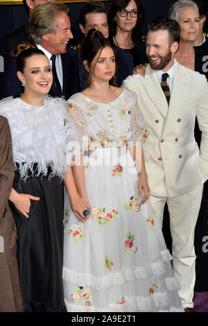 Los Angeles, USA. 14Th Nov, 2019. Katherine Langford, Ana de Armas & Chris Evans lors de la première de Couteaux 'out' au Regency Village Theatre. Photo : Paul Smith/Featureflash Crédit : Paul Smith/Alamy Live News Banque D'Images