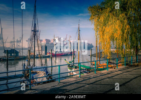 Allemagne, Hambourg, l'Elbe, Harbour, Port Övelgönne, musée, café, Elbterassen Banque D'Images