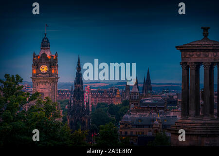 L'Europe, la Grande-Bretagne, l'Écosse, Édimbourg, lookout, Caltone Hill, hotel, Balmoral, tour Banque D'Images