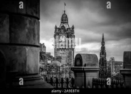 L'Europe, la Grande-Bretagne, l'Écosse, Édimbourg, lookout, Caltone Hill, hotel, Balmoral, tour Banque D'Images