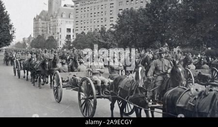 Soldats en parade prêt Liberty, Washington, D.C. ca. 1917 ou 1918 Banque D'Images