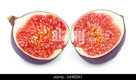 Fruits frais fig la moitié isolé sur fond blanc Banque D'Images