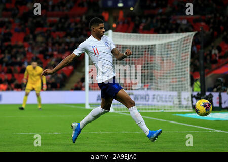 Londres, ANGLETERRE - 14 novembre Marcus Rashford d'Angleterre au cours de l'UEFA European Championship match de qualification du groupe A entre l'Angleterre et le Monténégro au stade de Wembley, Londres, le jeudi 14 novembre 2019. (Crédit : Leila Coker | MI News) photographie peut uniquement être utilisé pour les journaux et/ou magazines fins éditoriales, licence requise pour l'usage commercial Crédit : MI News & Sport /Alamy Live News Banque D'Images