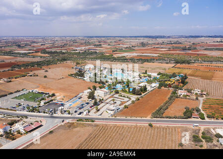 Antenne : parc aquatique d'Ayia Napa resort town à Chypre Banque D'Images