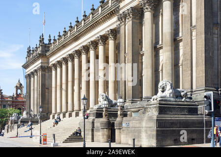 Hôtel de ville de Leeds, Headrow, Leeds, West Yorkshire, England, United Kingdom Banque D'Images