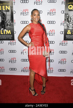 HOLLYWOOD, CA - le 14 novembre : Mara Brock Akil, le festival 2019 présenté par Audi - 'Queen & Slim' en première mondiale au théâtre chinois de Grauman à Hollywood, Californie le 14 novembre 2019. /MediaPunch crédit Faye Sadou Banque D'Images