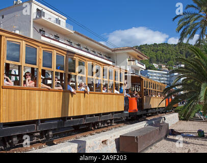 Tramway Nostalgique à Port de Soller, Soller, Majorque, îles Baléares, Espagne Banque D'Images