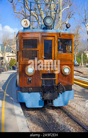 'Red Flash", un tram nostalgique à Soller, Majorque, îles Baléares, Espagne Banque D'Images