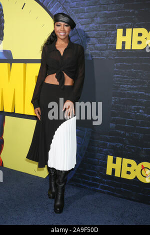 Gardien de HBO première projection au Cinerama Dome le 14 octobre 2019 à Los Angeles, CA comprend : Gabrielle Dennis Où : Los Angeles, California, United States Quand : 15 Oct 2019 Credit : Nicky Nelson/WENN.com Banque D'Images