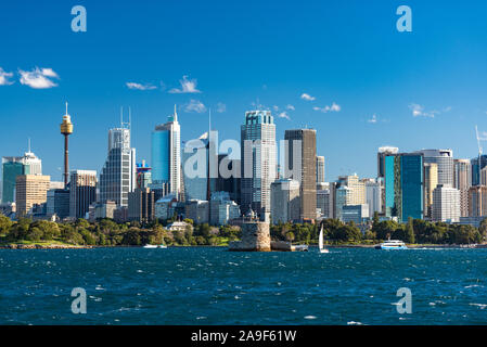 Paysage urbain de Sydney CBD de Sydney avec des ferries et bateaux disponibles sur le port de Sydney Banque D'Images