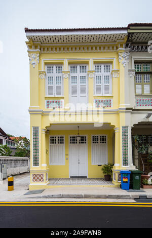 Architecture du Shophouse Peranakan conservé à Joo Chiat Road, Singapour. Banque D'Images